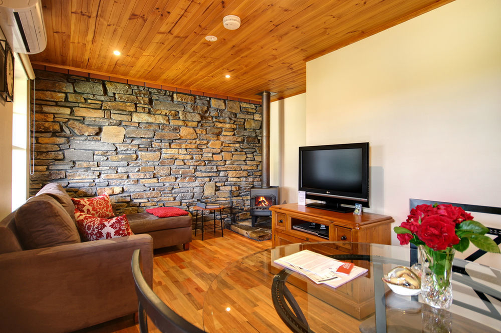 Stonewell Cottages And Vineyards Тананда Екстериор снимка