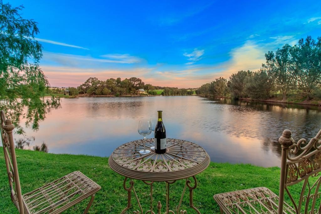 Stonewell Cottages And Vineyards Тананда Екстериор снимка