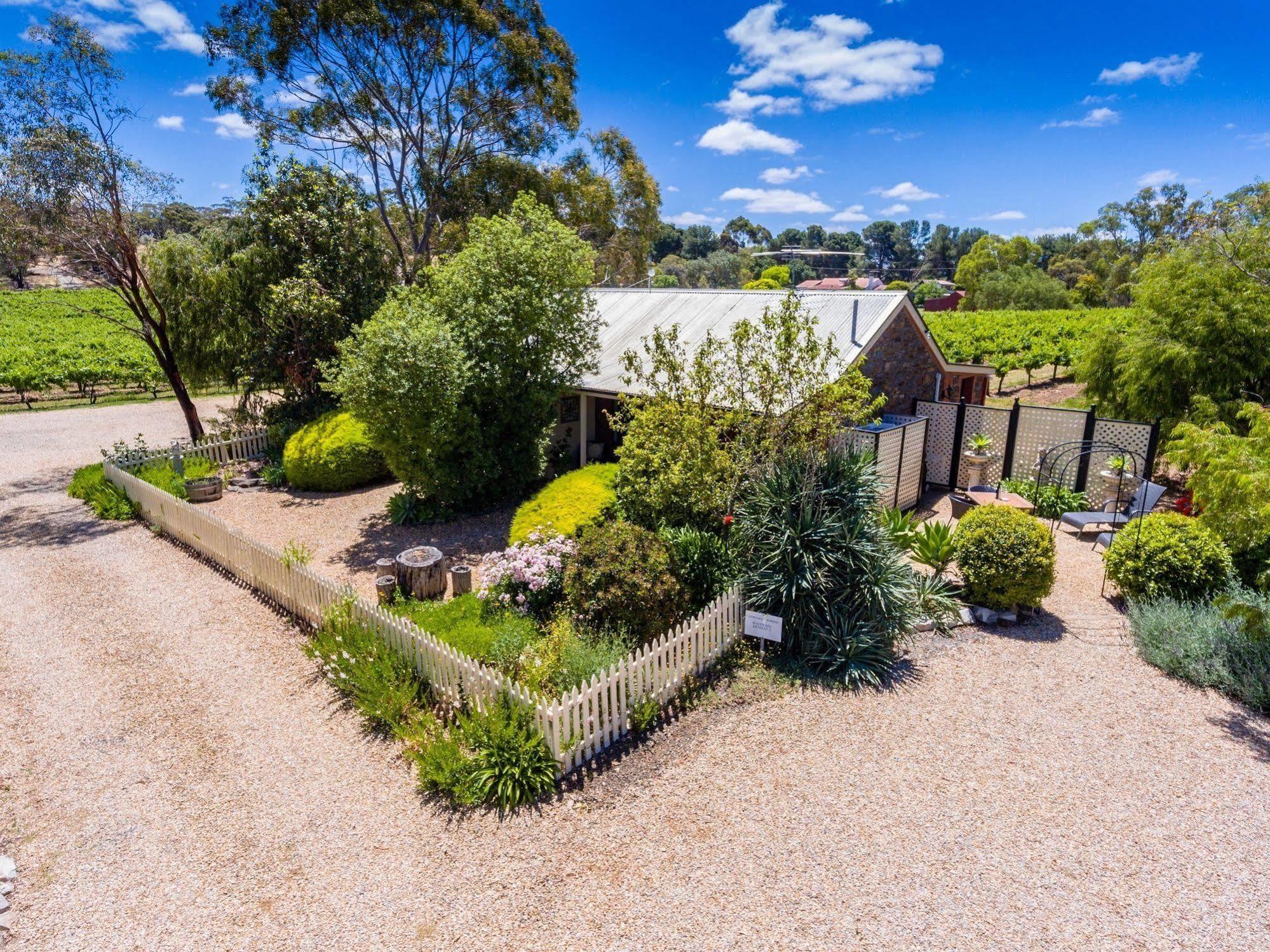 Stonewell Cottages And Vineyards Тананда Екстериор снимка