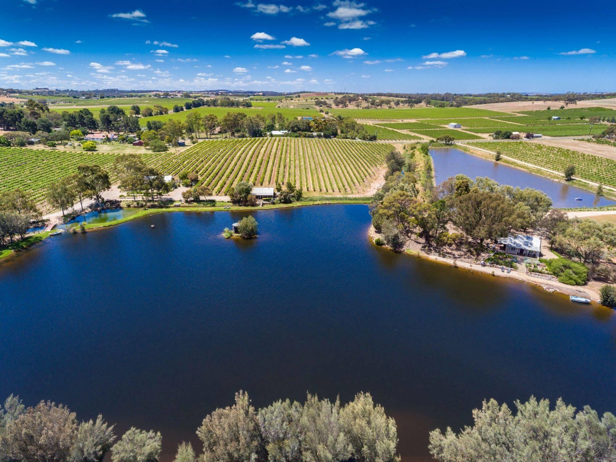 Stonewell Cottages And Vineyards Тананда Екстериор снимка